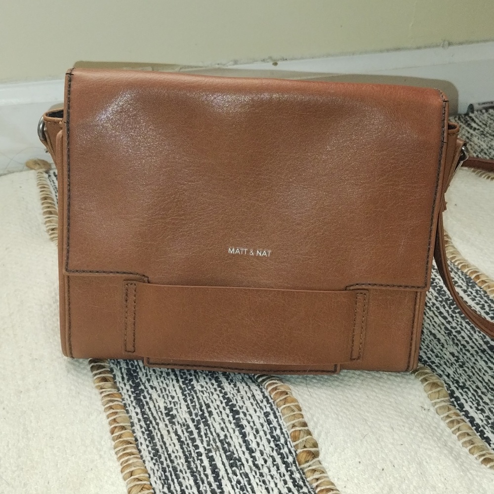 Matt and Nat  crossbody vegan Leather.
